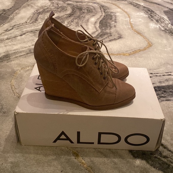 Adorable Aldo Booties!! - Picture 2 of 5